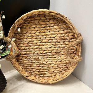 Handmade round woven tray.